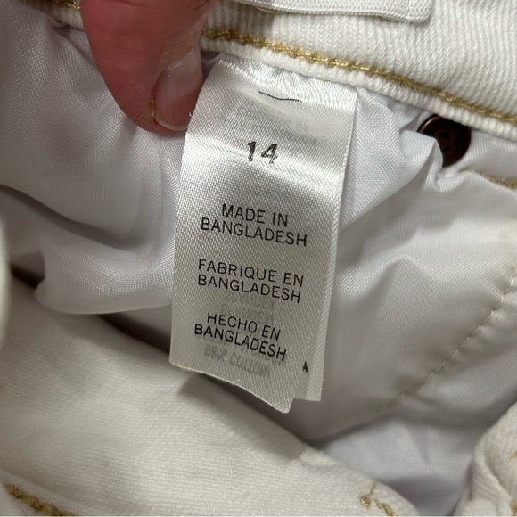 Lucky Brand White Riley Shorts Size Girls 14 Rolled Hem EUC Distressed - Picture 5 of 7